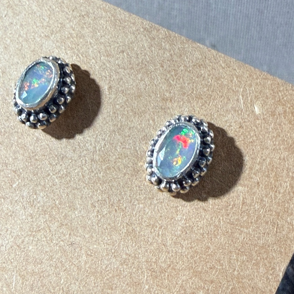 Sterling Silver Genuine Ethiopian Opal Stud Earrings, NEW - Picture 3 of 6